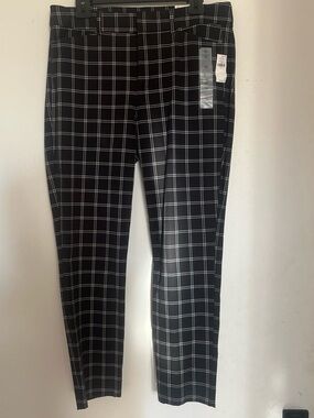 Old Navy High Rise Pixie Ankle size 12